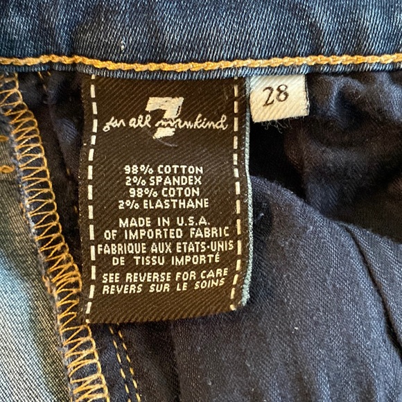 7 for all mankind ladies, denim in size 28 made in the USA. - Picture 4 of 8
